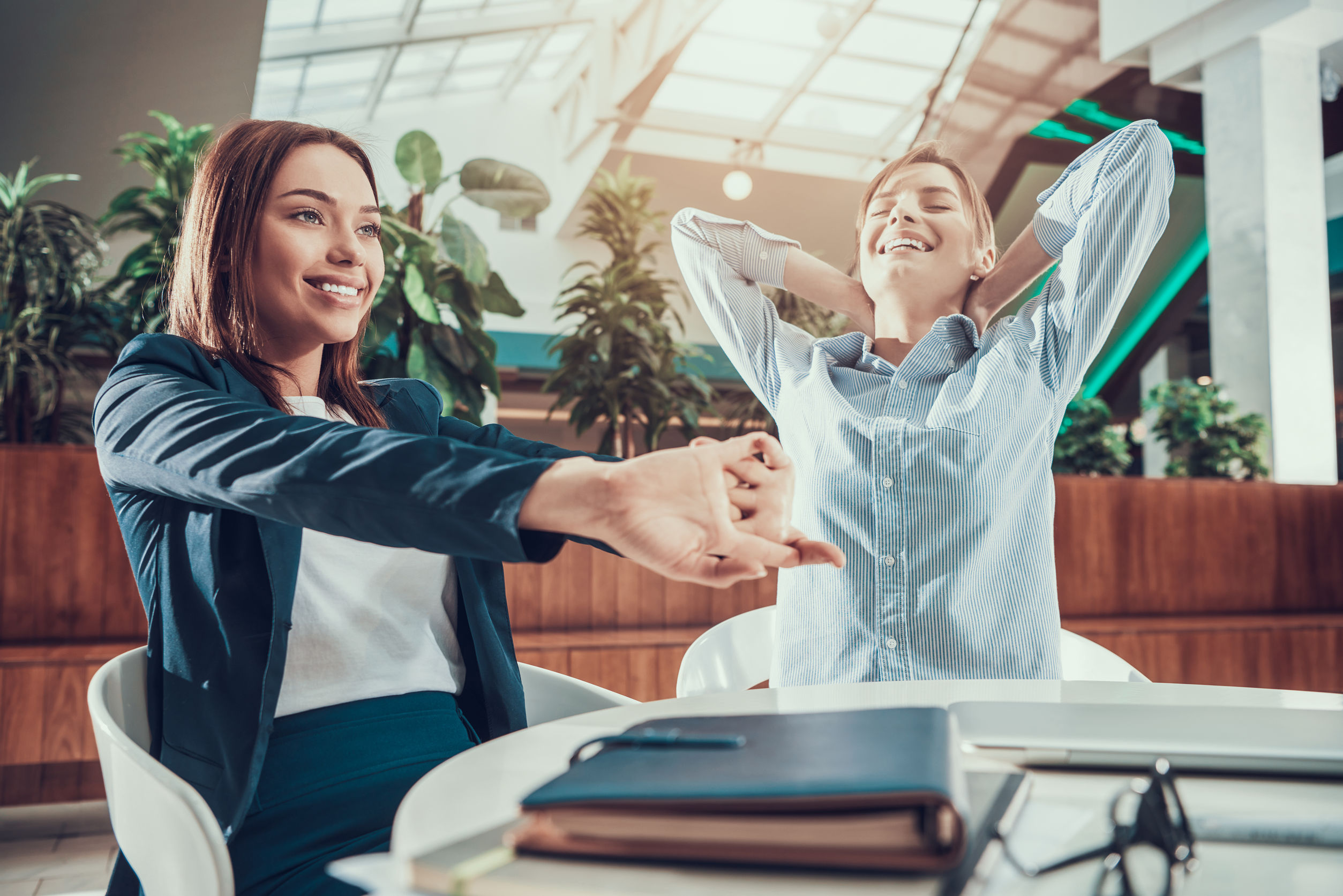 Eine Radtour am Schreibtisch – Aktiv bleiben mit dem Desk Bike - Desk Bike für Aktivität | bueromoebel-blitz.de