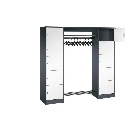 Offene Schliessfachgarderobe extra breit 10 Fächer Korpus RAL 9016 Verkehrsweiß, Türen RDS 1108060 Clowngrün