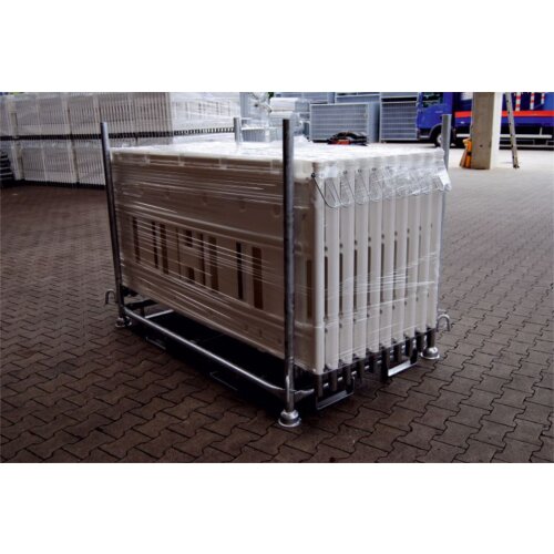 Stapelpalette mit Kranhaken und herausnehmbaren Holmen