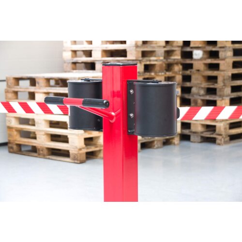 Personenleitsystem P-Line Double Gurt Farbe rot Pfosten Farbe rot Verschluss mit Gurtendstück (Standard)