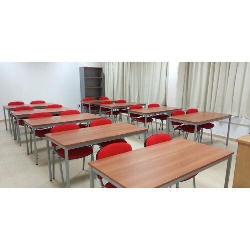 Schulungstisch Serie Style, Maß: 140 x 70 cm, Gestell: Rahmen und Füsse schwarz, Dekor: Eiche