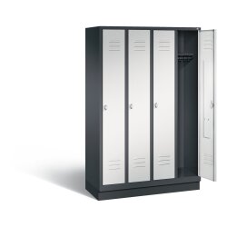 Spind Classic auf Sockel, 4 Abteile, Abteilbreite 300mm,...