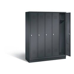 Spind Classic auf Sockel, 5 Abteile, Abteilbreite 300mm,...