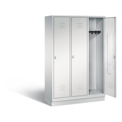 Spind Classic auf Sockel, 3 Abteile, Abteilbreite 400mm,...